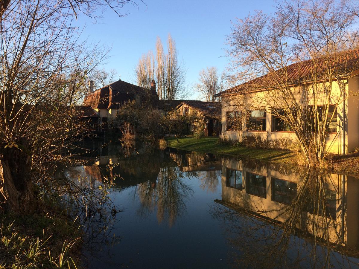 Logis Hotel Le Chantoiseau Chaumont-sur-Aire Екстериор снимка